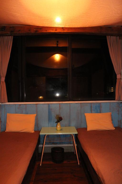 Guest House Holoholo Ishigakijima Ishigaki  المظهر الخارجي الصورة