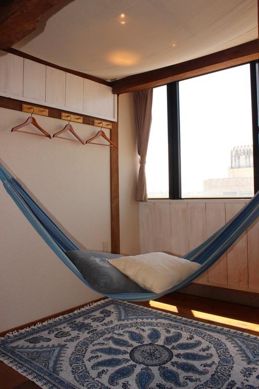 Guest House Holoholo Ishigakijima Ishigaki  المظهر الخارجي الصورة