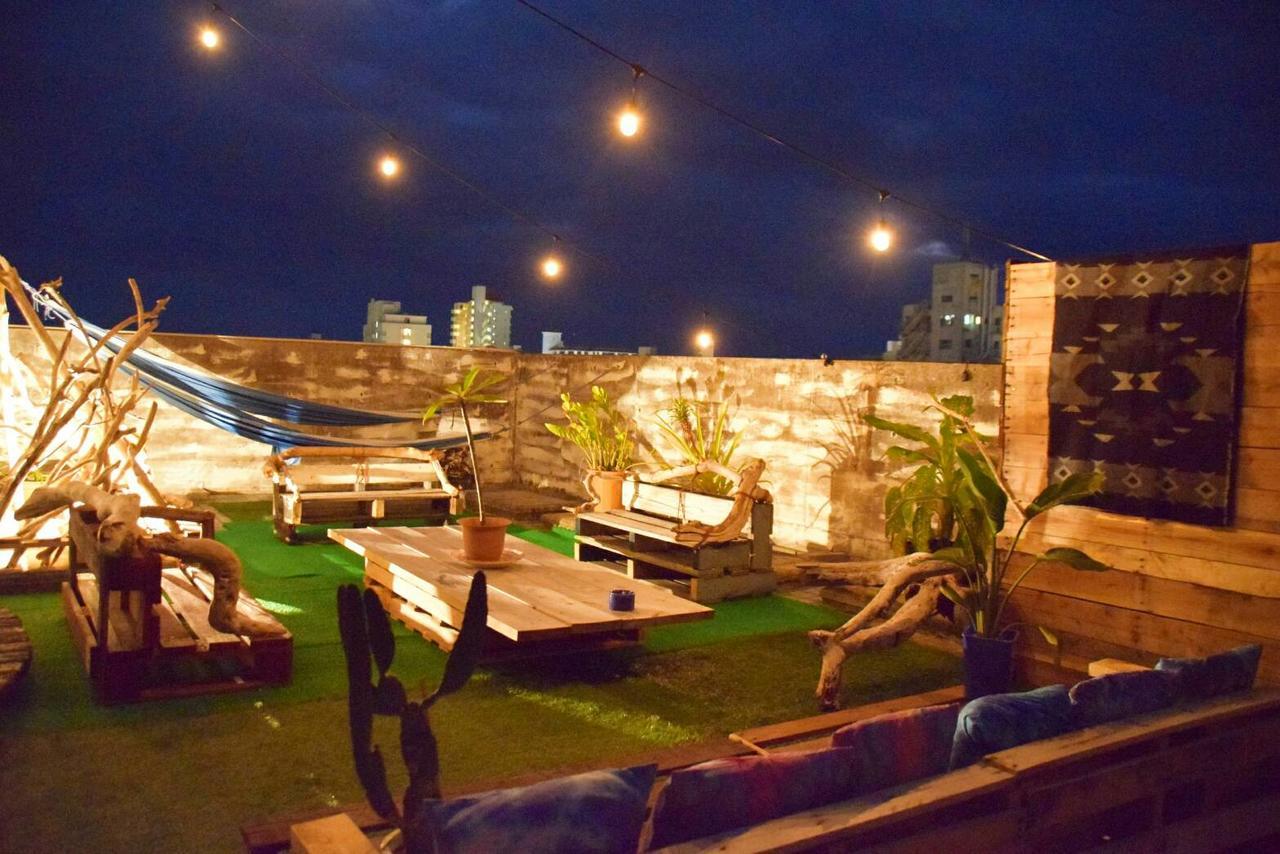 Guest House Holoholo Ishigakijima Ishigaki  المظهر الخارجي الصورة